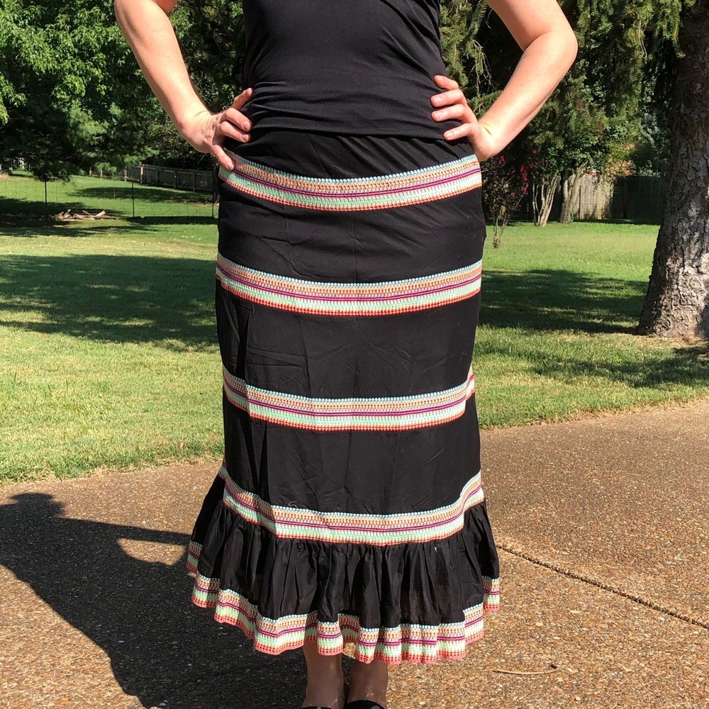 BAMBOO TRADERS BoHo flare black peasant skirt